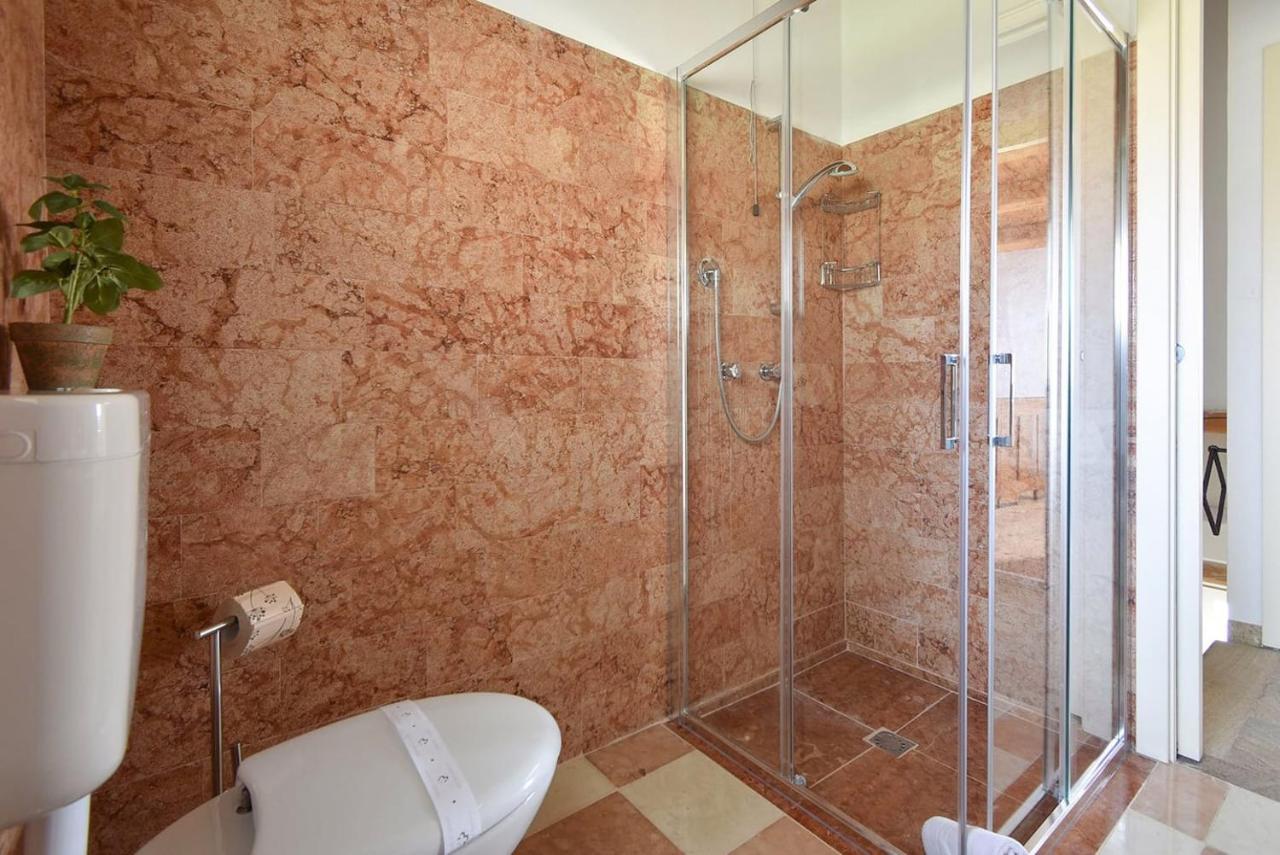 Calaone Wondeful Duplex Apartment Con Parcheggio X4 Baone Ngoại thất bức ảnh